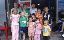 'Con muốn sống': 3,9 tỉ đồng đến với 43 bệnh nhi ung thư