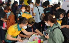 Hàng ngàn việc làm tết thù lao gấp đôi, gấp ba còn được nhận lì xì