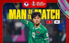 Cao Văn Bình là cầu thủ hay nhất trận, tiết lộ bí kíp bắt 11 m: ‘Tôi nhìn vào mắt đối thủ…’