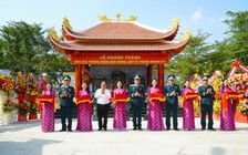 Khánh thành nhà bia tưởng niệm các anh hùng liệt sĩ Trung đoàn Không quân 917