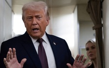 Ông Trump bất ngờ tuyên bố áp thuế 25% đối với hàng nhập khẩu từ Hàn Quốc