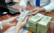 Nhận thưởng Tết Bính Ngọ 2026 bằng vàng, voucher phải nộp thuế ra sao?
