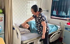 Nghề nuôi bệnh: Trắng đêm bên giường bệnh