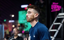 Cựu số 1 pickleball thế giới khiến khán giả TP.HCM trầm trồ