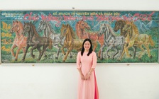 Sinh động đến ngỡ ngàng: Linh vật ngựa được vẽ bằng phấn trên bảng đen