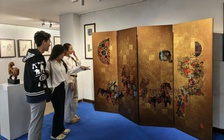 Chiêm ngưỡng ngựa và hoa của Lê Bá Đảng