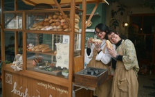 Xe bánh mì chay 'Vuông Tròn' của 2 cô gái Bắc - Nam