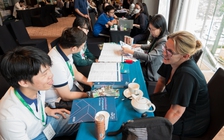 Nhiều học bổng chính phủ ở các nước nói tiếng Anh đang mở đơn