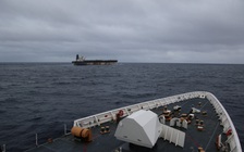 Mỹ bắt tàu chở dầu treo cờ Nga sau hơn 2 tuần truy đuổi