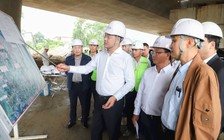 Bí thư Đà Nẵng: 'Đồng hành nhưng không buông lỏng, hỗ trợ nhưng không dung túng'