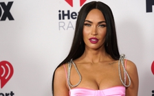 Chuyện gì đang xảy ra với 'bom sex' Megan Fox?