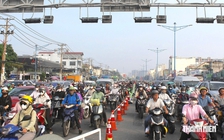 Sở Xây dựng TP.HCM: Dải phân cách cứng trên đường Trường Chinh không còn phù hợp