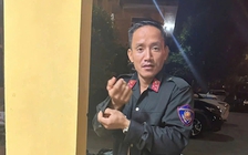 Cảnh sát cơ động Huế lao xuống sông cứu người