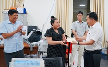 Ông Đinh Văn Nơi thưởng 'nóng' 100 triệu cho lực lượng làm nhanh hồ sơ đất đai