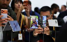 Trước ngày mở bán, iPhone Duo tăng giá 30 triệu đồng trên 'chợ đen'