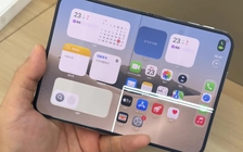 iPhone Duo xuất hiện vết nứt gần bản lề?