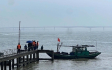Chìm tàu cá ở biển Thiên Cầm, 1 người tử vong, 1 người mất tích