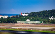 Toàn cảnh đường băng 3.300m tại Phú Quốc đón chuyến bay đầu tiên sau thi công thần tốc