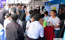 Nhiều vị trí việc làm với mức lương hàng chục triệu đồng đang chờ sinh viên