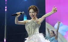 Hòa Minzy, Phan Mạnh Quỳnh khuấy động sân khấu WeFamily Awards 2026
