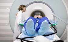 Số ca ung thư gia tăng ở nhóm người trẻ, các chuyên gia nói gì?