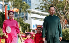 Để phần thưởng đến tay người sinh đủ 2 con trước 35 tuổi