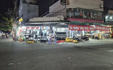 Chỉ còn vài ngày nữa tới tết, nhưng những khu phố thời trang vẫn đìu hiu