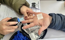 Ngày tết, người mắc đái tháo đường có cần kiêng bánh tét, bánh chưng ?