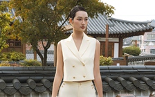 Khí chất phụ nữ hiện đại tỏa sáng từ phong cách soft power