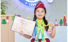 Huy chương toán của học sinh lớp 4 khởi nguồn từ cửa hàng đồ điện