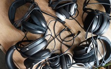 Lý do khiến tai nghe có dây đang trở lại