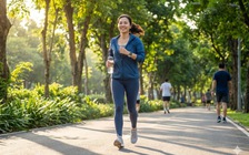 Bác sĩ hướng dẫn 3 'nguyên tắc vàng' giúp ăn ngon - ngủ đủ ngày tết