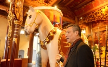 Ngôi đền nghìn năm được vua đặt tên, thờ ngựa trắng giữa Hà Nội