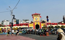 Nắng nóng, mưa trái mùa cùng xuất hiện trong tuần làm việc đầu tiên sau Tết Nguyên đán