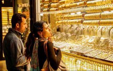 Quay đầu giảm sâu, giá vàng thế giới sẽ về đâu?