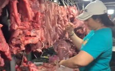 Giá heo hơi hôm nay 9.2.2026: Thấp nhất 72.000 đồng/kg 