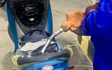 Giá xăng dầu đồng loạt giảm mạnh, có loại giảm gần 8.000 đồng/lít