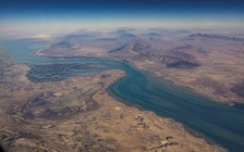 Nóng 'bàn cờ' eo biển Hormuz