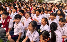 Phụ huynh nghĩ gì khi học sinh được học trường gần nhà?