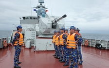 Tàu hộ vệ tên lửa Quang Trung đến Jervis, sẵn sàng cho duyệt binh tàu quốc tế