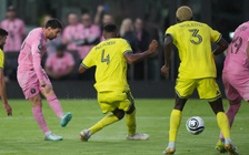 Messi ghi bàn thứ 900 ở tuổi 38, Inter Miami vẫn bị loại khỏi CONCACAF Champions Cup