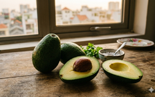 Đừng nghĩ quả bơ ít protein mà không quan tâm, vì những lý do sau