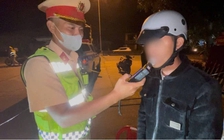 CSGT Đà Nẵng mật phục, phát hiện hàng loạt tài xế vi phạm nồng độ cồn