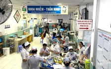 Bệnh tay chân miệng tăng mạnh, nhiều trẻ không nổi ban rõ, dễ bị bỏ sót