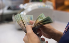 Nhận thù lao 3 triệu đồng/lần sẽ bị trừ 10% thuế thu nhập cá nhân