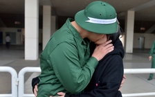 '2 năm nhập ngũ sẽ nhanh thôi, em sẽ là hậu phương vững chắc cho anh'