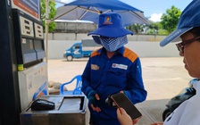 Giá xăng dầu hôm nay 6.3.2026: Vọt tăng thêm 5%, vượt mốc 85 USD/thùng