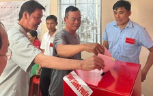 Cử tri đặc khu Thổ Châu ở An Giang bầu cử sớm