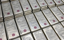 Giá vàng, giá bạc 'lao dốc'