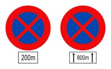 Phân biệt biển báo có ký hiệu chữ số, mũi tên phía dưới thế nào?